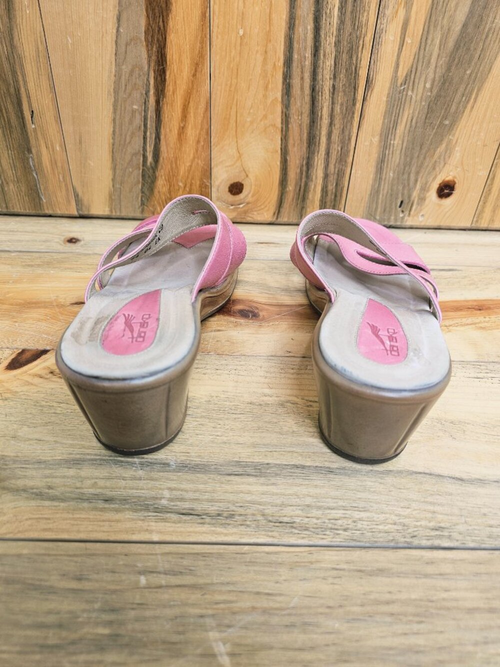 Dansko Pink Leather Sandals - Picture 4 of 6